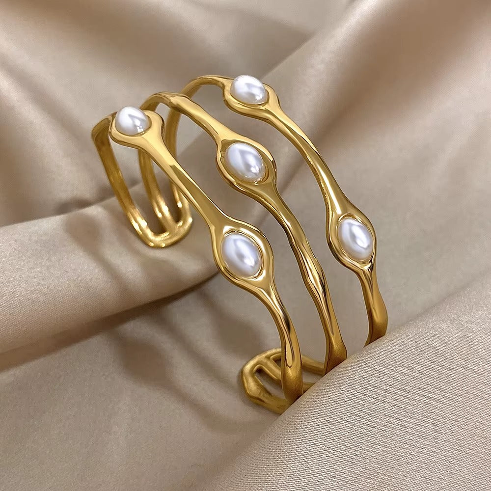 Vintage Pearl Bracelet