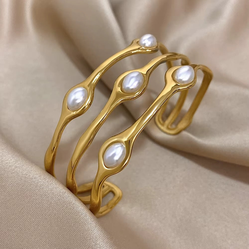 Vintage Pearl Bracelet