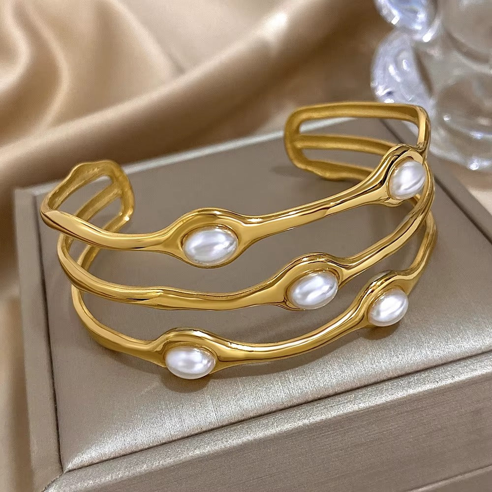 Vintage Pearl Bracelet